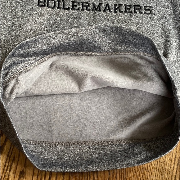 Gray Purdue Boilermakers Hoodie, men’s small. Fleece lined, excellent condition - Picture 9 of 13
